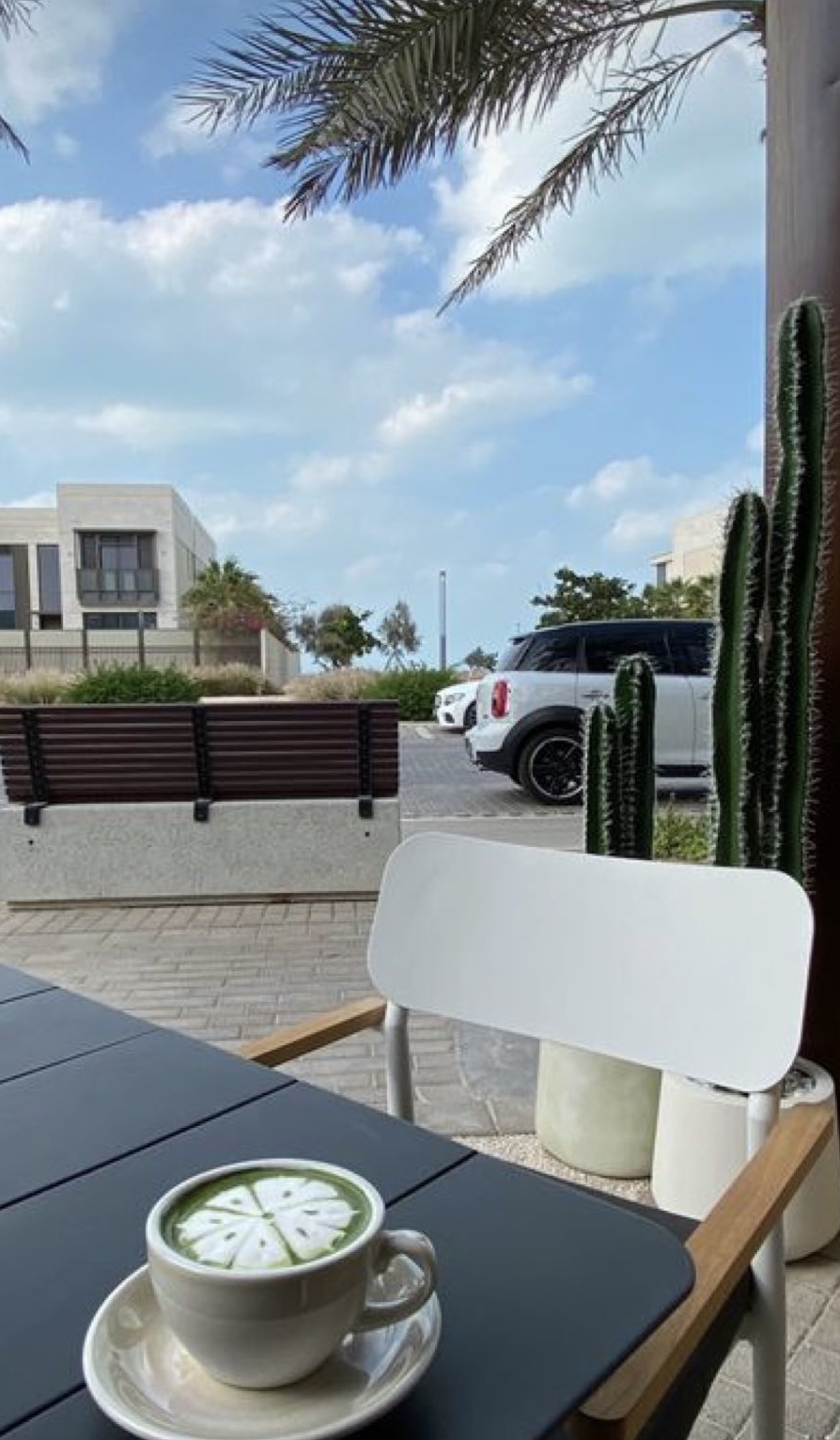 Mahaccino Cafe