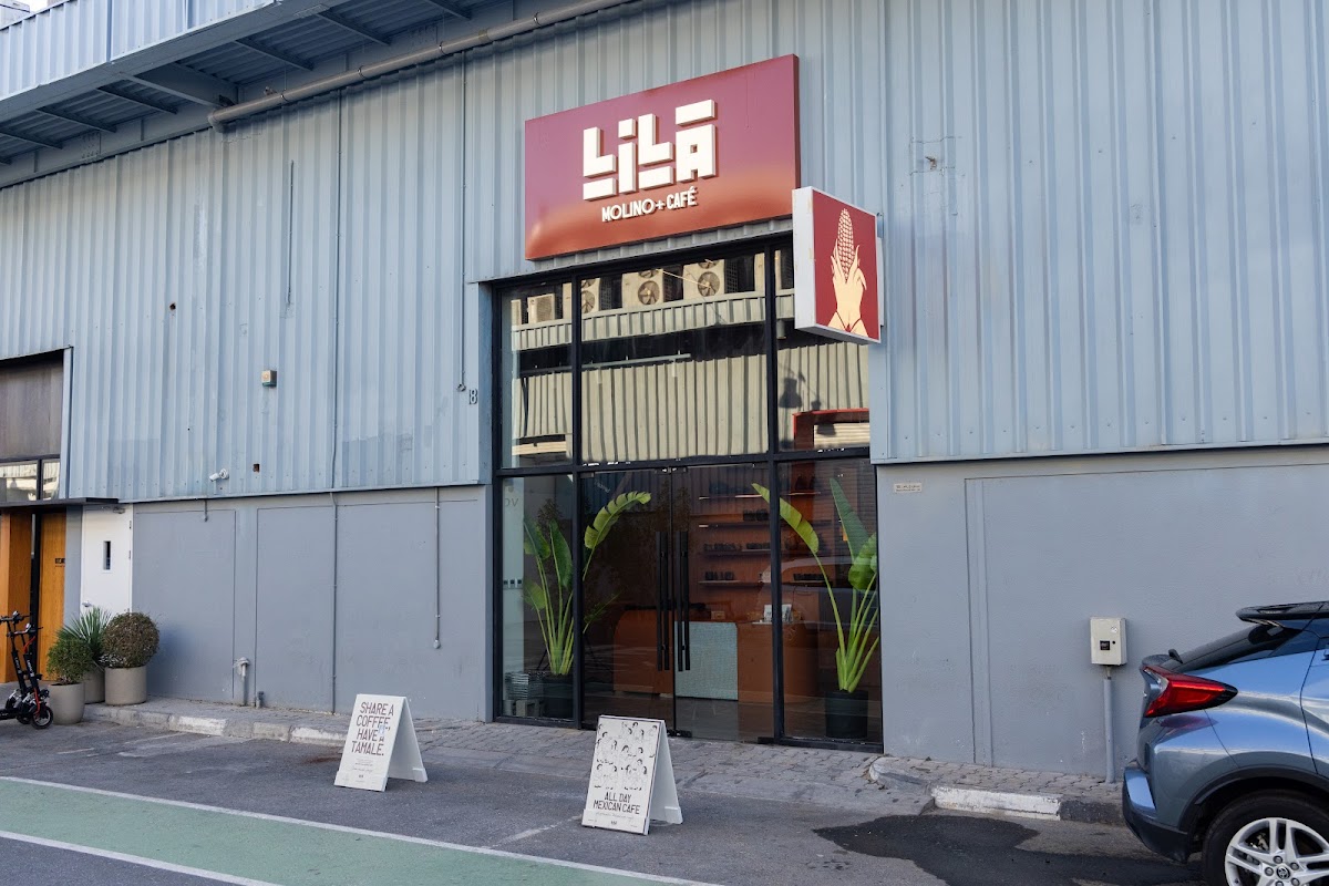 Lila Molino + Café