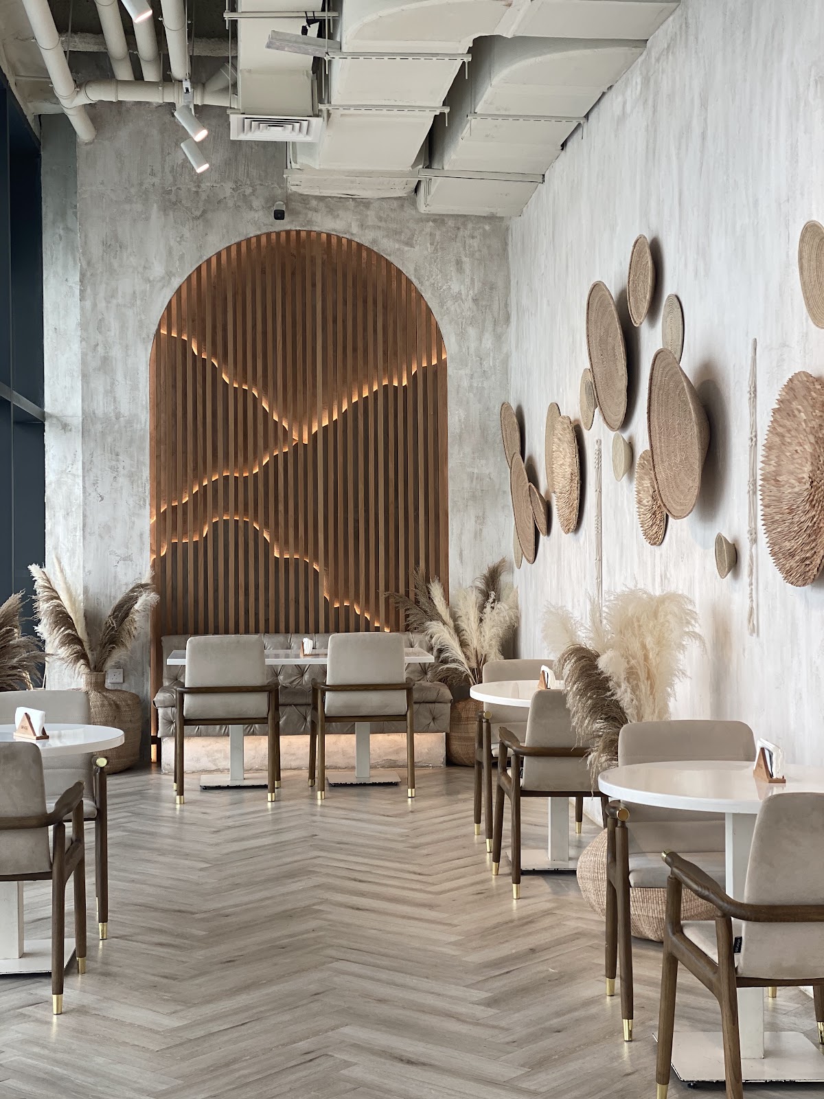 Space Cafe - Al Qana