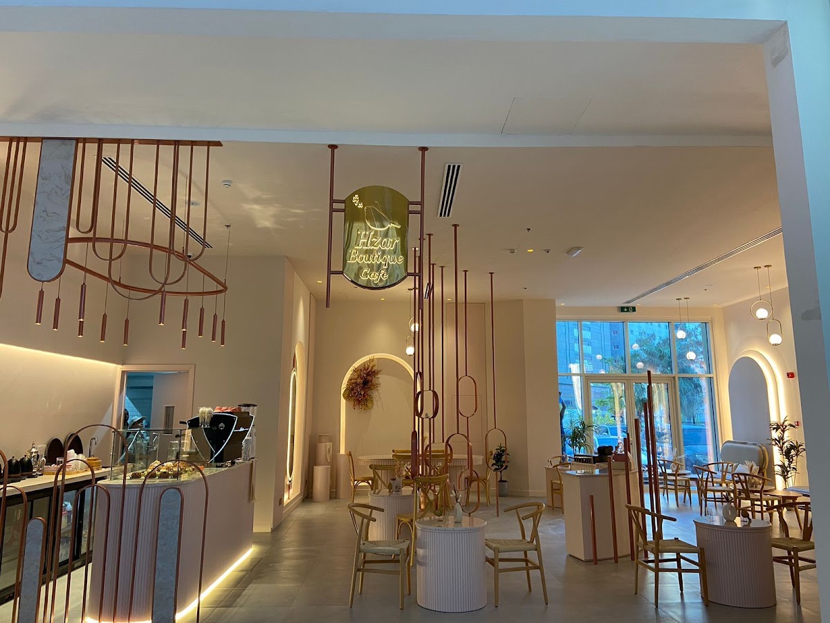 Hzar Boutique Cafe