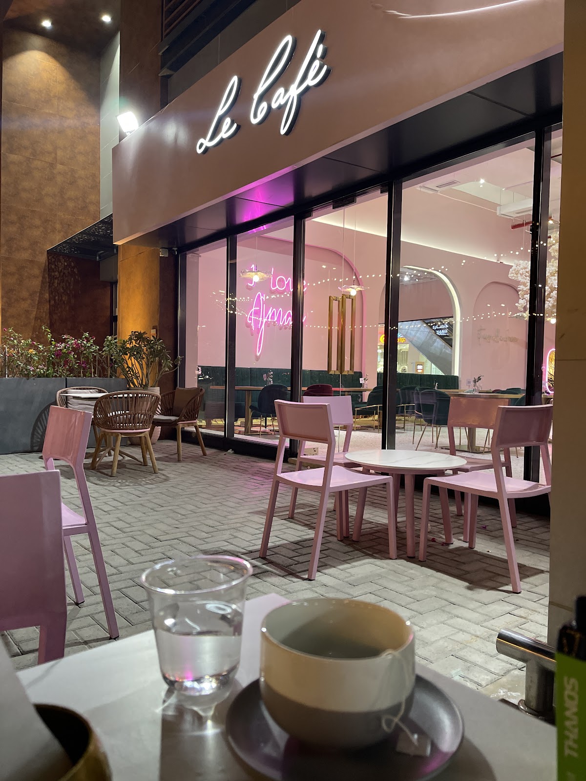 Le Café
