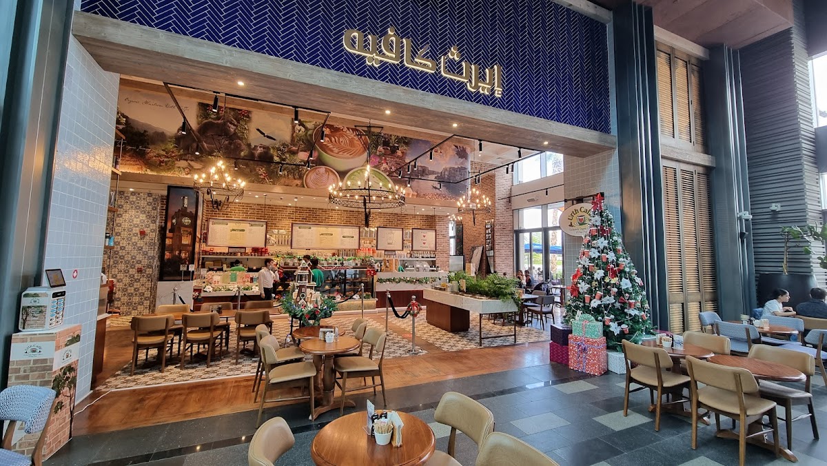 Urth Caffe