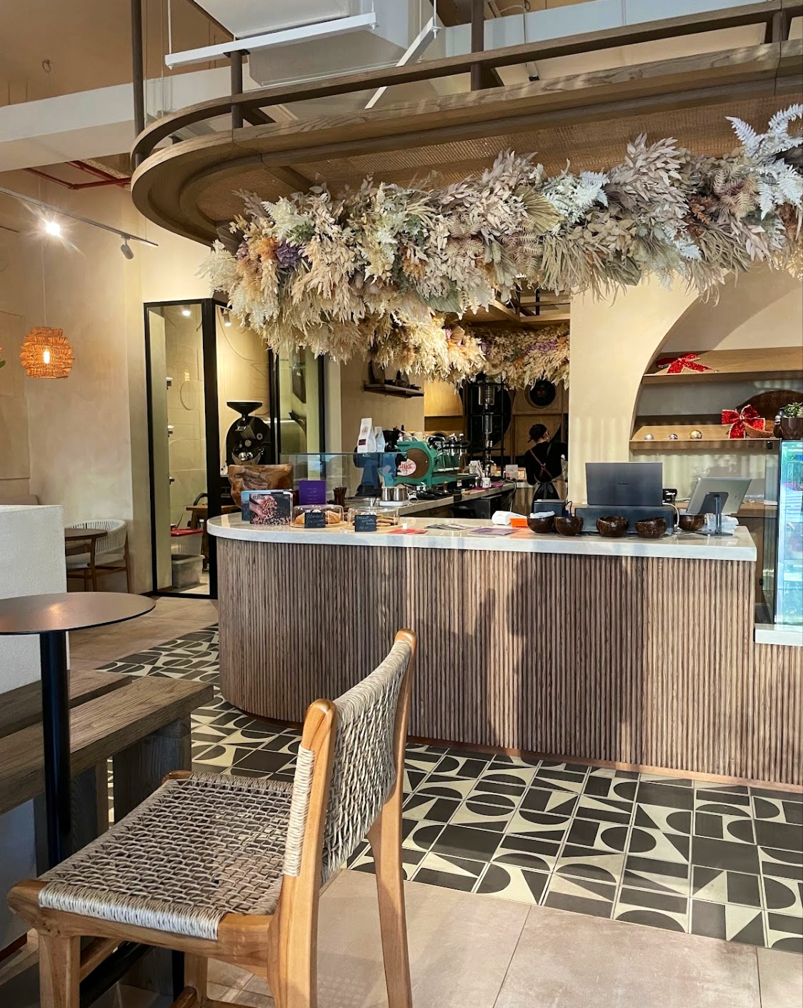 Tulua cafe & roastery
